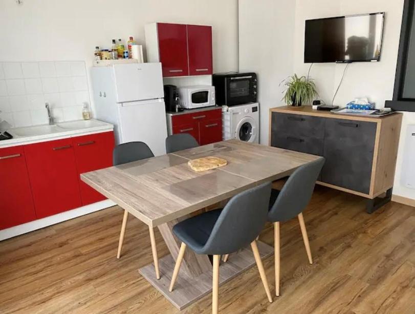 Joli T2 Dans Une Maison De Village Chateauroux-les-Alpes Eksteriør bilde